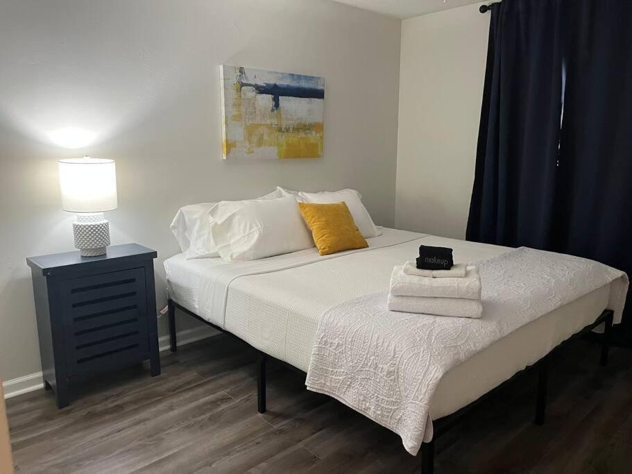 Quiet Relaxing Home - Close To Downtown & Beach 4Br-2Bt Pensacola Luaran gambar