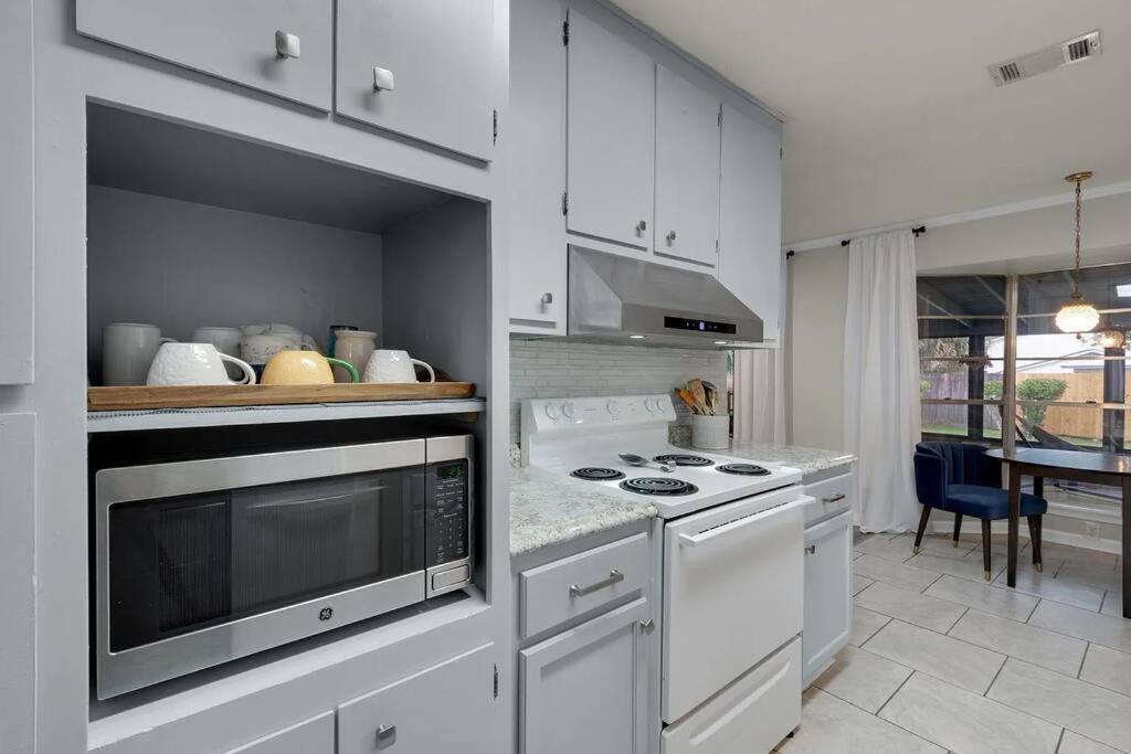 Quiet Relaxing Home - Close To Downtown & Beach 4Br-2Bt Pensacola Luaran gambar